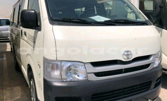 Acheter Occasion Voiture Toyota Hiace Blanc à Luanda, Province de Luanda Acheter Occasion Voiture Toyota Hiace Blanc à Luanda, Province de Luanda