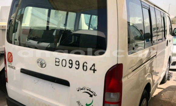 Acheter Occasion Voiture Toyota Hiace Blanc à Luanda, Province de Luanda Acheter Occasion Voiture Toyota Hiace Blanc à Luanda, Province de Luanda