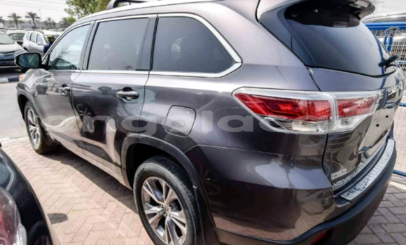 Comprar Usado Toyota Highlander Preto Carro em Luanda em Luanda Province Comprar Usado Toyota Highlander Preto Carro em Luanda em Luanda Province