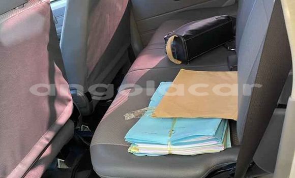 Buy Used Toyota Land Cruiser White Car in Benguela in Benguela Buy Used Toyota Land Cruiser White Car in Benguela in Benguela