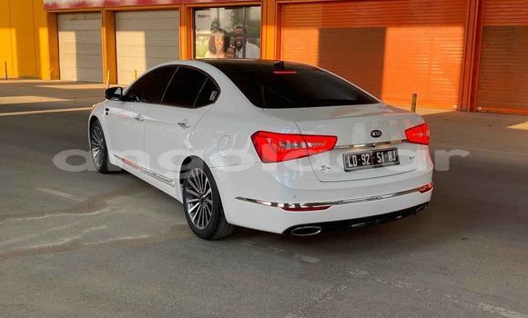 Buy Used Kia K7 White Car in Benguela in Benguela Buy Used Kia K7 White Car in Benguela in Benguela