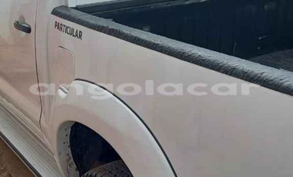 Buy Used Toyota Hilux Silver Car in Benguela in Benguela Buy Used Toyota Hilux Silver Car in Benguela in Benguela
