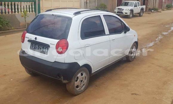Buy Used Chevrolet spark White Car in Benguela in Benguela Buy Used Chevrolet spark White Car in Benguela in Benguela
