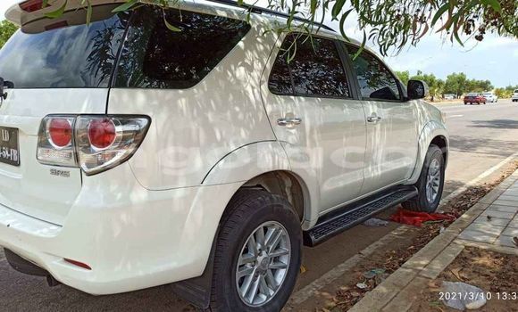 Buy Used Toyota Fortuner White Car in Benguela in Benguela Buy Used Toyota Fortuner White Car in Benguela in Benguela