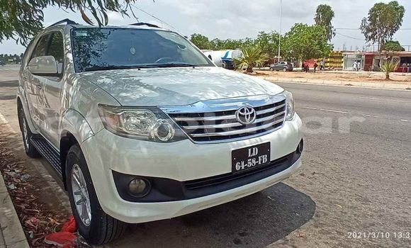 Buy Used Toyota Fortuner White Car in Benguela in Benguela Buy Used Toyota Fortuner White Car in Benguela in Benguela