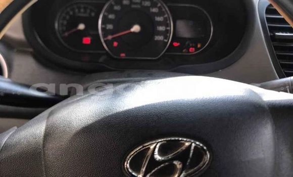 Buy Used Hyundai i10 Silver Car in Luanda in Luanda Province Buy Used Hyundai i10 Silver Car in Luanda in Luanda Province