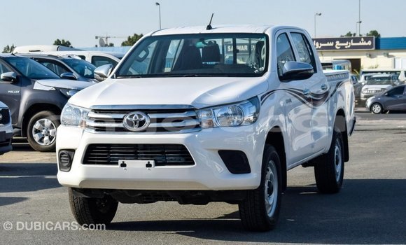 Buy Import Toyota Hilux White Car in Import - Dubai in Bengo Province Buy Import Toyota Hilux White Car in Import - Dubai in Bengo Province