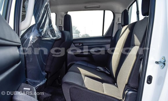 Buy Import Toyota Hilux White Car in Import - Dubai in Bengo Province Buy Import Toyota Hilux White Car in Import - Dubai in Bengo Province