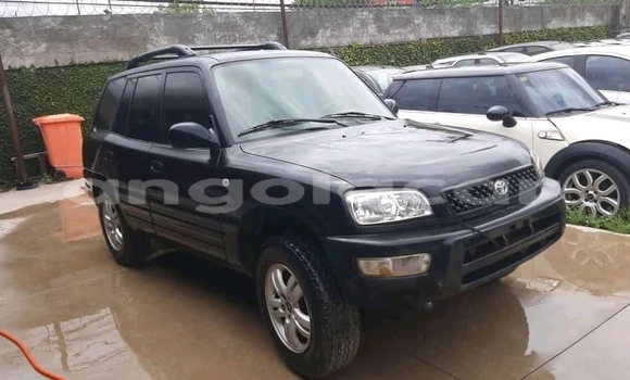 Acheter Occasion Voiture Toyota RAV4 Noir à Huambo, Huambo Acheter Occasion Voiture Toyota RAV4 Noir à Huambo, Huambo