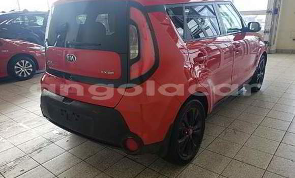 Comprar Usado Kia Soul Vermelho Carro em Luena em Moxico Comprar Usado Kia Soul Vermelho Carro em Luena em Moxico