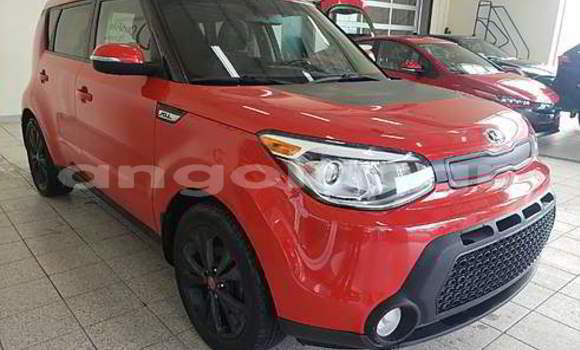 Buy Used Kia Soul Red Car in Luena in Moxico
