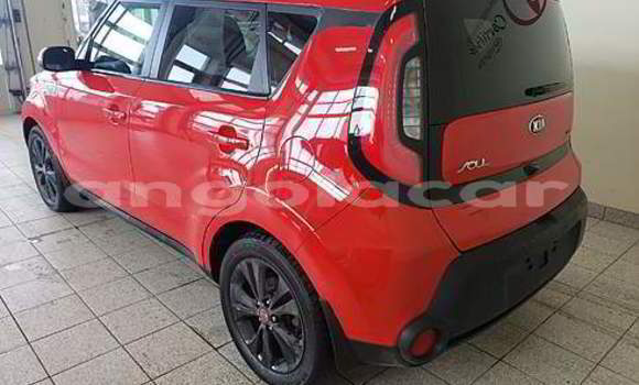 Acheter Occasion Voiture Kia Soul Rouge à Luena, Moxico Acheter Occasion Voiture Kia Soul Rouge à Luena, Moxico
