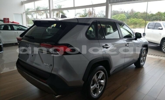 Buy Used Toyota RAV4 Silver Car in Luanda in Luanda Province Buy Used Toyota RAV4 Silver Car in Luanda in Luanda Province