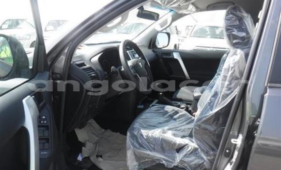 Buy Used Toyota Prado White Car in Lobito in Benguela Buy Used Toyota Prado White Car in Lobito in Benguela