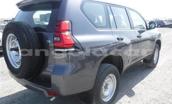 Buy Used Toyota Prado White Car in Lobito in Benguela Buy Used Toyota Prado White Car in Lobito in Benguela