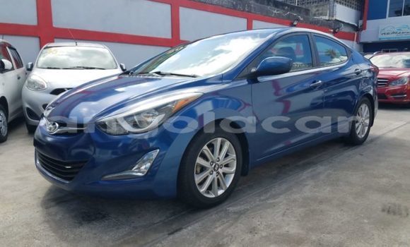 Buy Used Hyundai Elantra Blue Car in Luanda in Luanda Province
