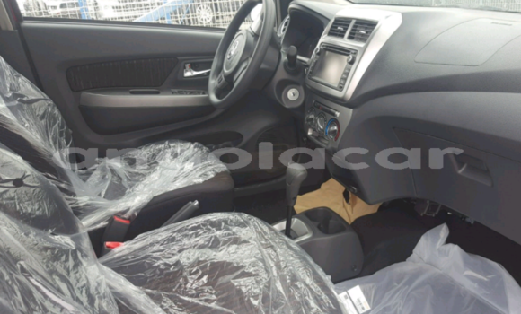 Comprar Usado Toyota Vigo Vermelho Carro em Luanda em Luanda Province Comprar Usado Toyota Vigo Vermelho Carro em Luanda em Luanda Province