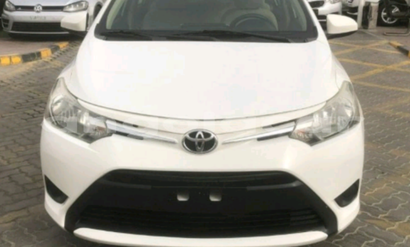 Acheter Occasion Voiture Toyota Yaris Blanc à Luanda, Province de Luanda Acheter Occasion Voiture Toyota Yaris Blanc à Luanda, Province de Luanda