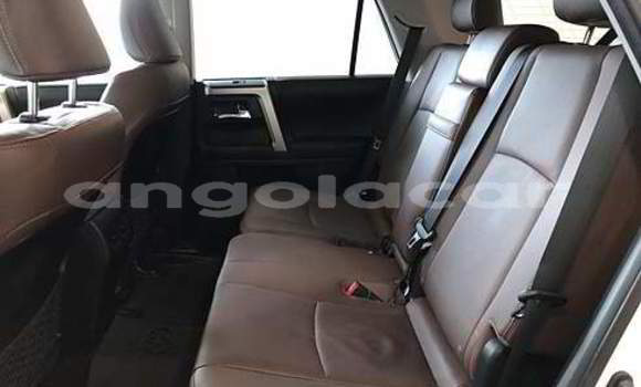 Buy Used Toyota 4Runner White Car in Luena in Moxico Buy Used Toyota 4Runner White Car in Luena in Moxico