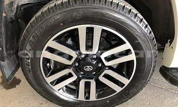 Buy Used Toyota 4Runner White Car in Luena in Moxico Buy Used Toyota 4Runner White Car in Luena in Moxico