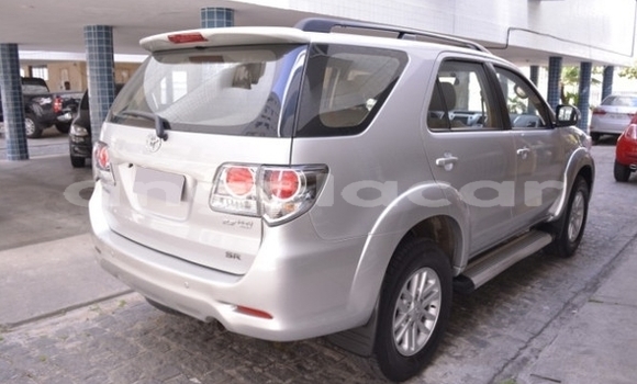 Comprar Usado Toyota Fortuner Outro Carro em Luanda em Luanda Province Comprar Usado Toyota Fortuner Outro Carro em Luanda em Luanda Province