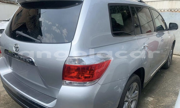 Comprar Usado Toyota Highlander Branco Carro em Luanda em Luanda Province Comprar Usado Toyota Highlander Branco Carro em Luanda em Luanda Province