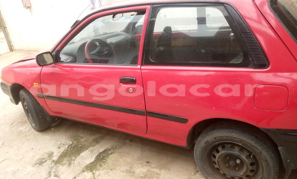 Acheter Occasion Voiture Toyota Starlet Rouge à Luanda, Province de Luanda Acheter Occasion Voiture Toyota Starlet Rouge à Luanda, Province de Luanda