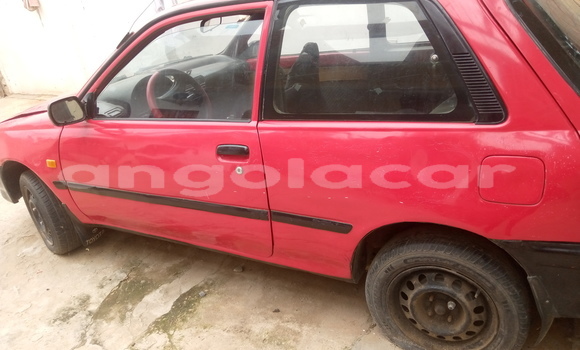 Acheter Occasion Voiture Toyota Starlet Rouge à Luanda, Province de Luanda Acheter Occasion Voiture Toyota Starlet Rouge à Luanda, Province de Luanda