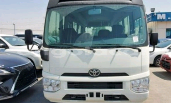 Comprar Usado Toyota Coaster Branco Carro em Luanda em Luanda Province Comprar Usado Toyota Coaster Branco Carro em Luanda em Luanda Province