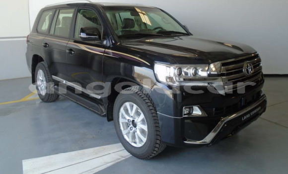 Acheter Occasion Voiture Toyota Land Cruiser Blanc à Luanda, Province de Luanda Acheter Occasion Voiture Toyota Land Cruiser Blanc à Luanda, Province de Luanda