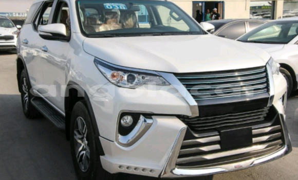 Comprar Usado Toyota Fortuner Branco Carro em Luanda em Luanda Province Comprar Usado Toyota Fortuner Branco Carro em Luanda em Luanda Province