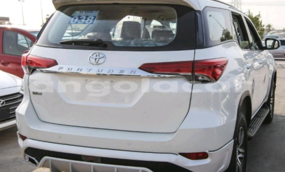 Comprar Usado Toyota Fortuner Branco Carro em Luanda em Luanda Province Comprar Usado Toyota Fortuner Branco Carro em Luanda em Luanda Province