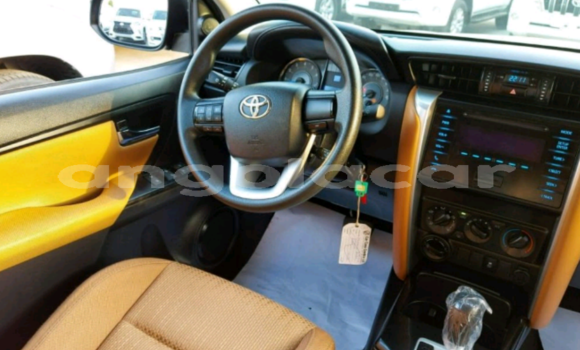 Buy Used Toyota Fortuner Black Car in Luanda in Luanda Province Buy Used Toyota Fortuner Black Car in Luanda in Luanda Province