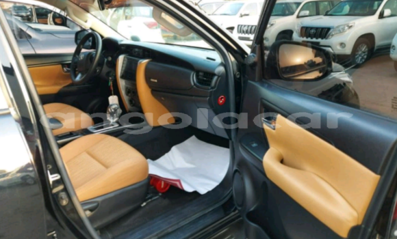 Buy Used Toyota Fortuner Black Car in Luanda in Luanda Province Buy Used Toyota Fortuner Black Car in Luanda in Luanda Province