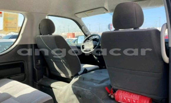 Acheter Occasion Voiture Toyota Hiace Blanc à Luanda, Province de Luanda Acheter Occasion Voiture Toyota Hiace Blanc à Luanda, Province de Luanda
