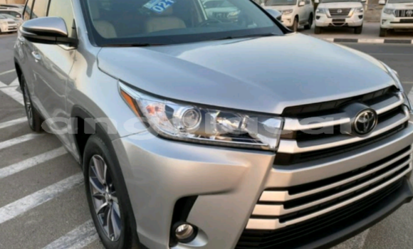 Acheter Occasion Voiture Toyota Highlander Autre à Luanda, Province de Luanda Acheter Occasion Voiture Toyota Highlander Autre à Luanda, Province de Luanda