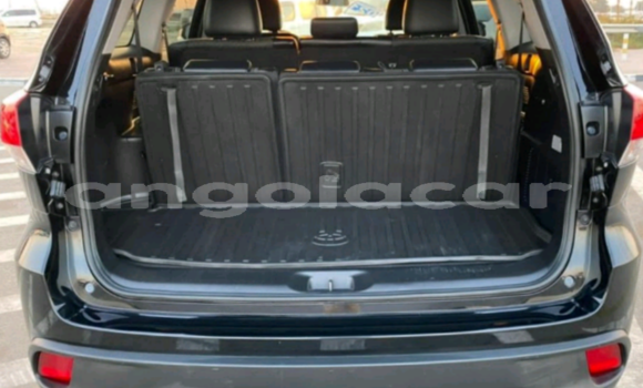Comprar Novo Toyota Highlander Preto Carro em Luanda em Luanda Province Comprar Novo Toyota Highlander Preto Carro em Luanda em Luanda Province