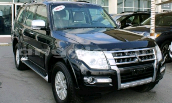Comprar Usado Mitsubishi Pajero Preto Carro em Luanda em Luanda Province Comprar Usado Mitsubishi Pajero Preto Carro em Luanda em Luanda Province