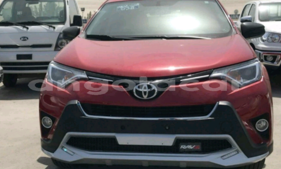 Acheter Occasion Voiture Toyota RAV4 Rouge à Luanda, Province de Luanda