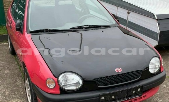 Comprar Usado Toyota Corolla Vermelho Carro em Luanda em Luanda Province