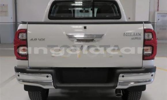 Buy Used Toyota Hilux White Car in Lucapa in Lunda Norte Province Buy Used Toyota Hilux White Car in Lucapa in Lunda Norte Province