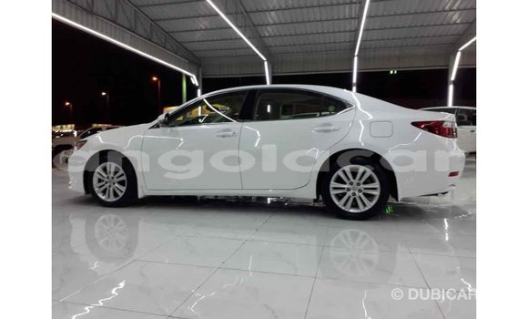 Comprar Importar Lexus ES Branco Carro em Import - Dubai em Bengo Province Comprar Importar Lexus ES Branco Carro em Import - Dubai em Bengo Province