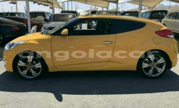 Buy Used Hyundai Veloster Other Car in Luanda in Luanda Province Buy Used Hyundai Veloster Other Car in Luanda in Luanda Province