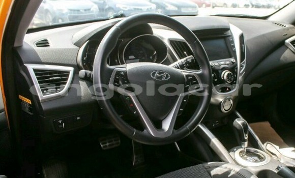 Buy Used Hyundai Veloster Other Car in Luanda in Luanda Province Buy Used Hyundai Veloster Other Car in Luanda in Luanda Province