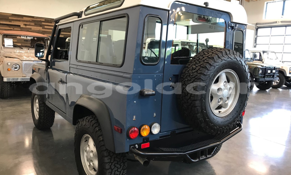 Buy Used Land Rover Defender Other Car in Luanda in Luanda Province Buy Used Land Rover Defender Other Car in Luanda in Luanda Province