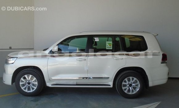 Comprar Importar Toyota Land Cruiser Outro Carro em Import - Dubai em Bengo Province Comprar Importar Toyota Land Cruiser Outro Carro em Import - Dubai em Bengo Province