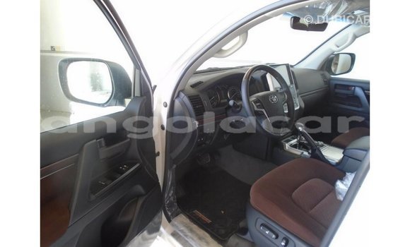 Comprar Importar Toyota Land Cruiser Outro Carro em Import - Dubai em Bengo Province Comprar Importar Toyota Land Cruiser Outro Carro em Import - Dubai em Bengo Province