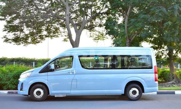 Comprar Novo Toyota Hiace Outro Carro em Import - Dubai em Bengo Province Comprar Novo Toyota Hiace Outro Carro em Import - Dubai em Bengo Province