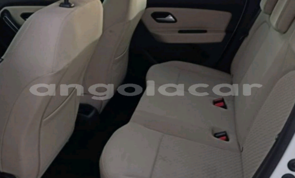 Buy Used Renault Duster White Car in Luanda in Luanda Province Buy Used Renault Duster White Car in Luanda in Luanda Province