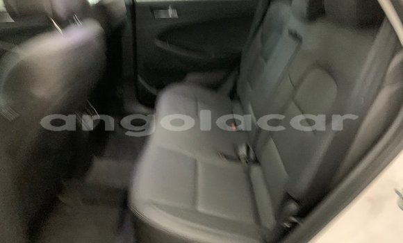 Buy Used Hyundai Tucson White Car in Benguela in Benguela Buy Used Hyundai Tucson White Car in Benguela in Benguela